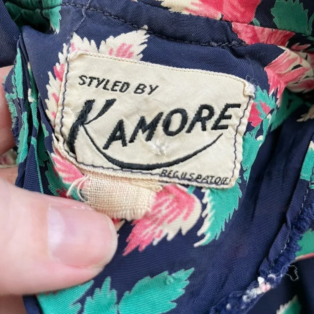 Kamore there please